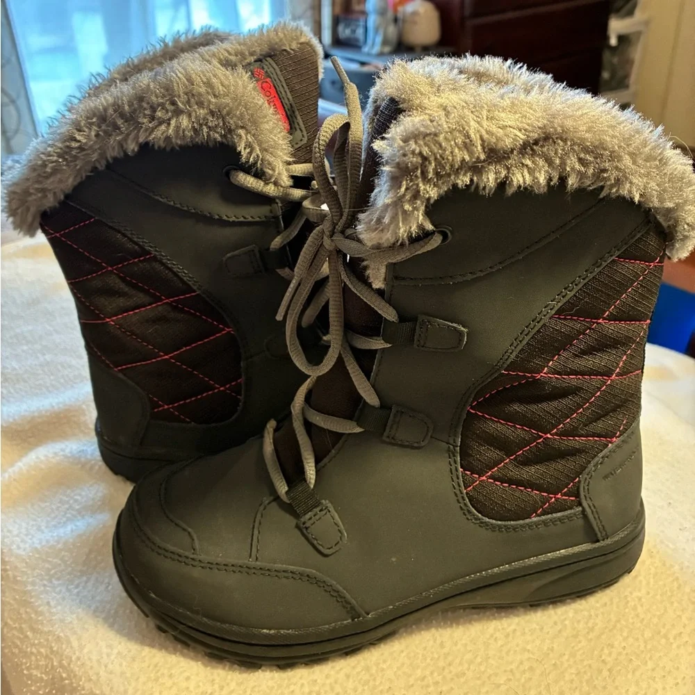 Columbia Kids Sz 3 Unisex Ice Maiden II Waterproof Winter Snow Boots in EUC